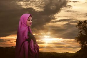 7 Life-Changing Tips on How To Start Wearing Hijab And Feel Confident In It?